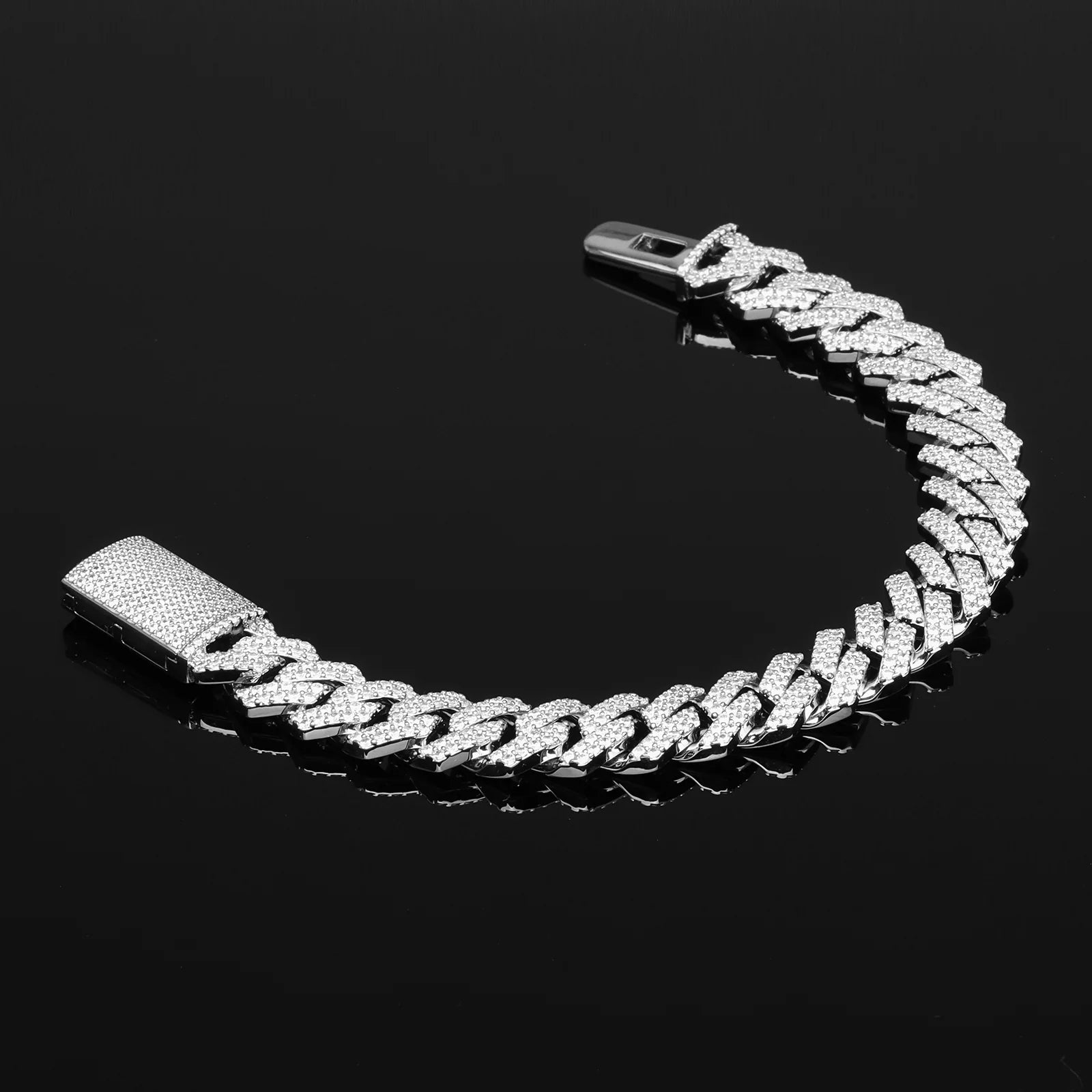 18mm Blue & White Cuban Bracelet