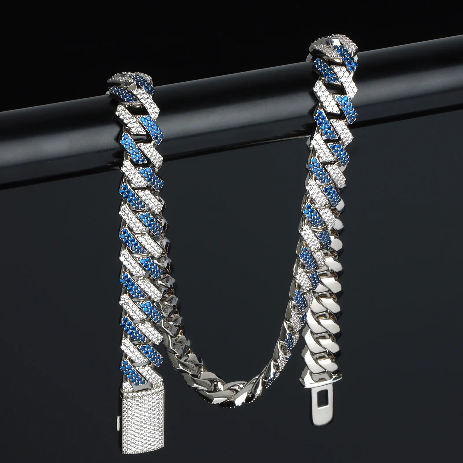 18mm Blue & White Cuban Chain